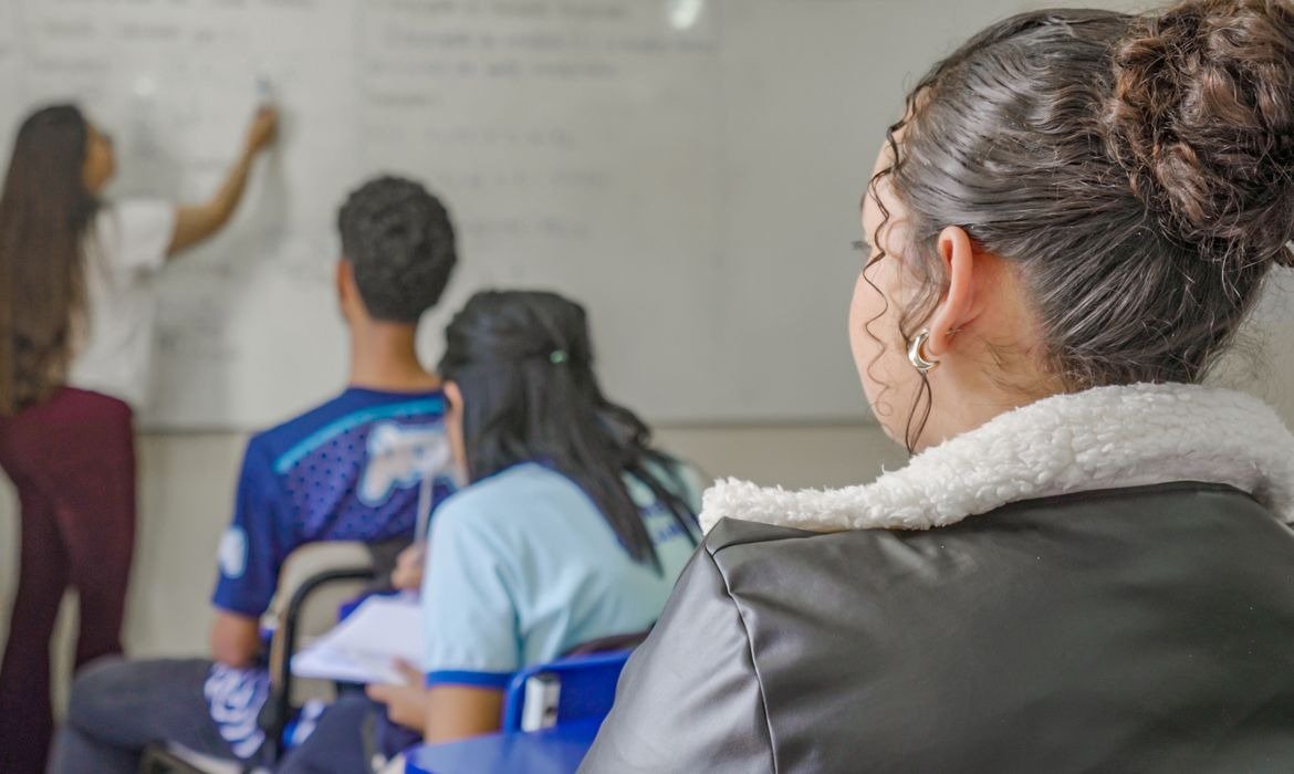 Anos iniciais superam meta do Ideb e batem recorde