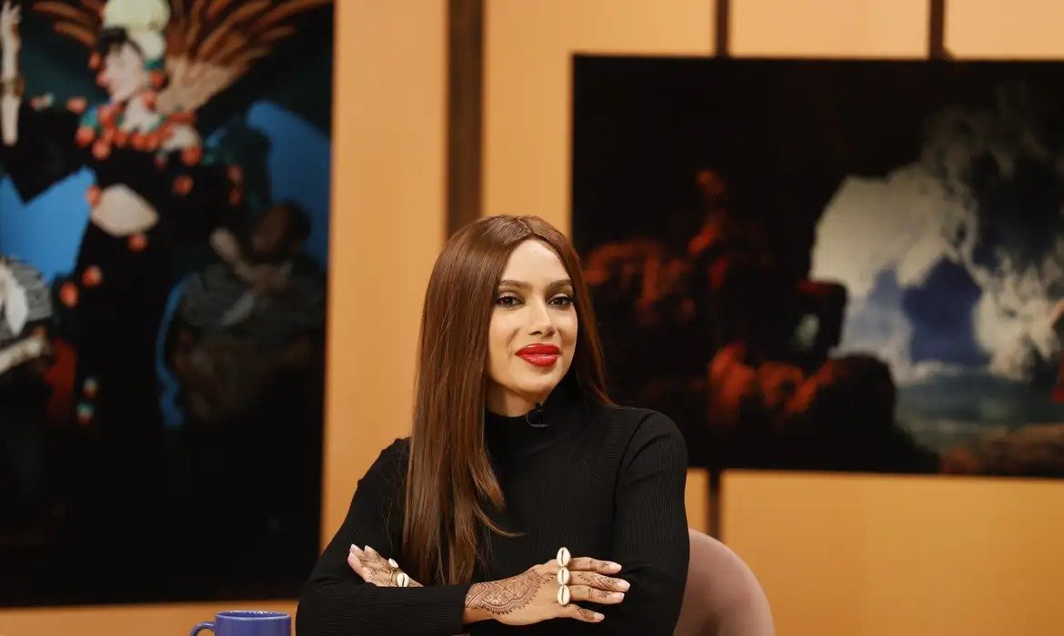 Anitta revela impacto do candomblé em sua carreira