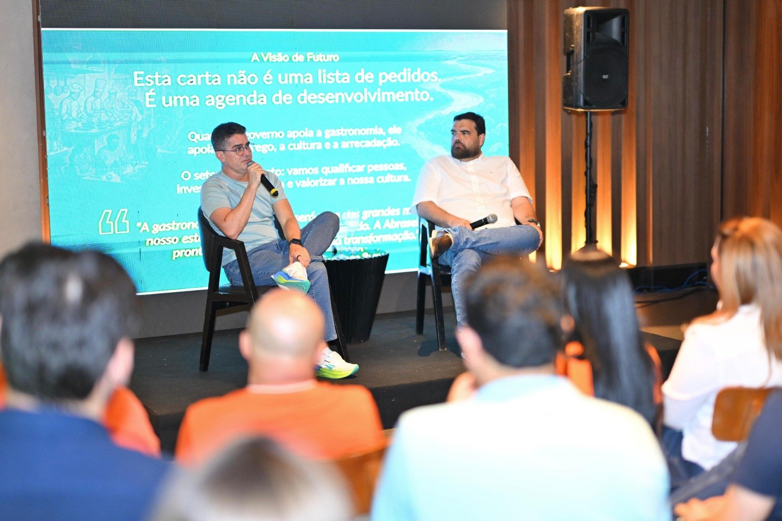 David Almeida quer fortalecer feiras e mercados