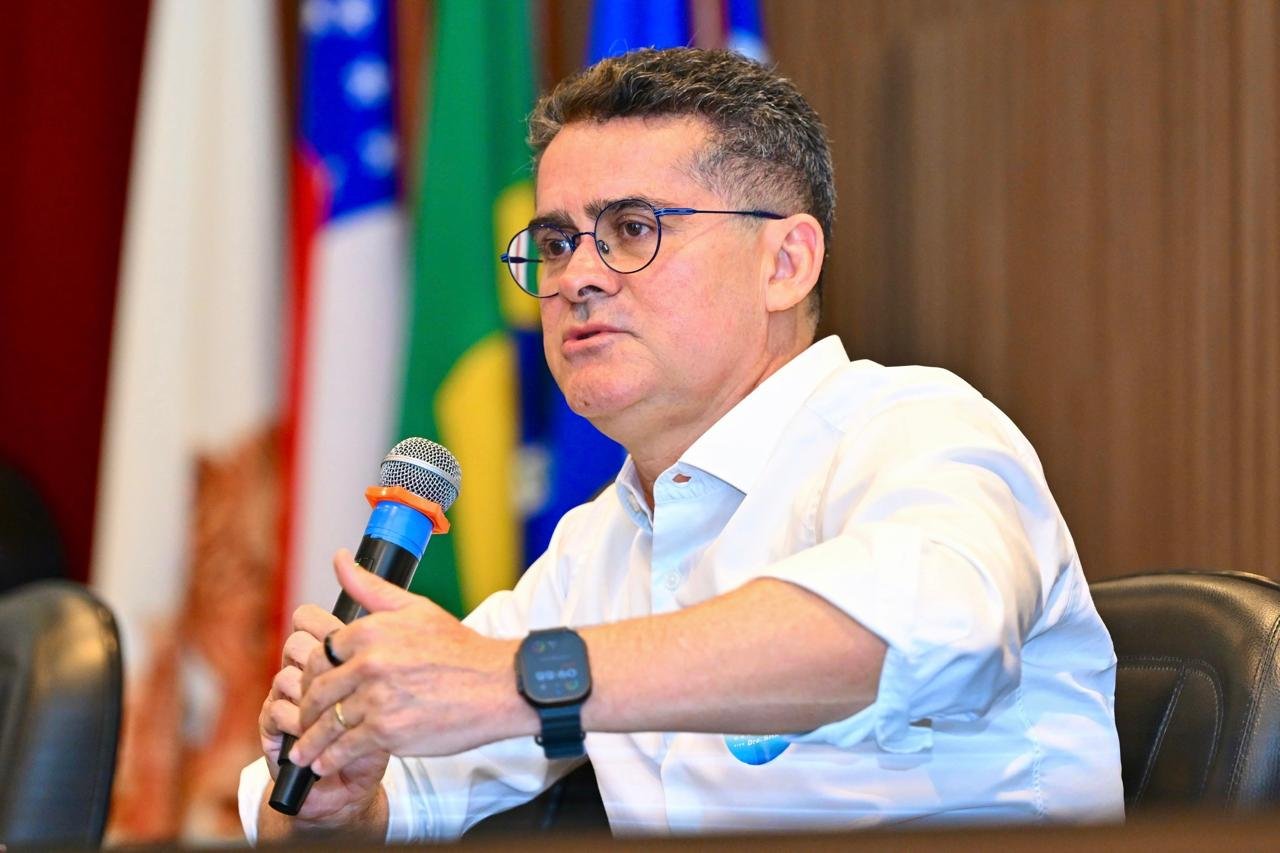 David Almeida defende infraestrutura e logística para ampliar competitividade industrial
