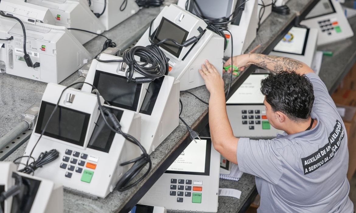 Direitos eleitorais garantem auxílio a pessoas com deficiência