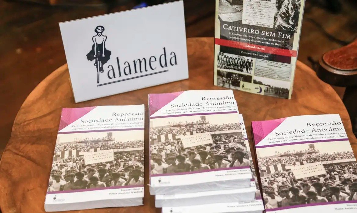Livro resgata história dos trabalhadores do Grande ABC